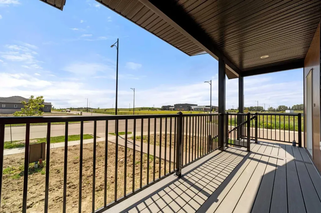 6336 26 Avenue Camrose AB T4V 5J6
