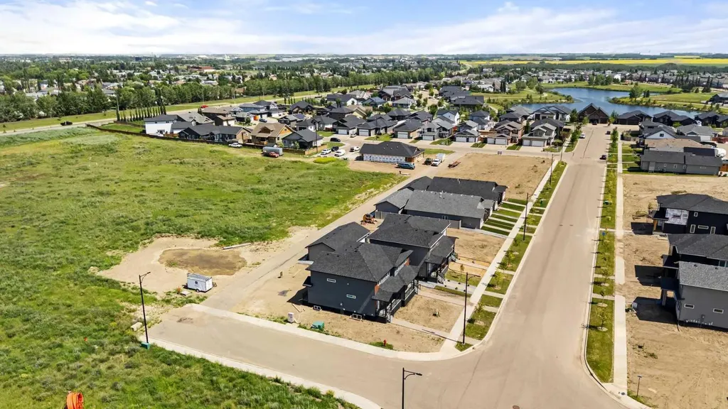 6336 26 Avenue Camrose AB T4V 5J6