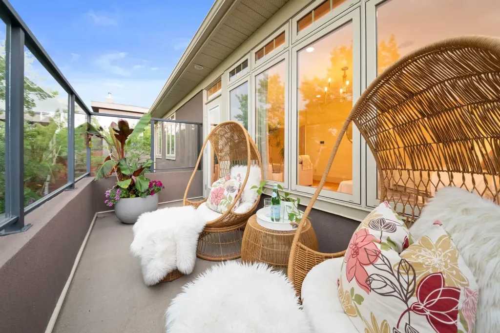 108 Posthill Drive SW Calgary AB T3H 0J1