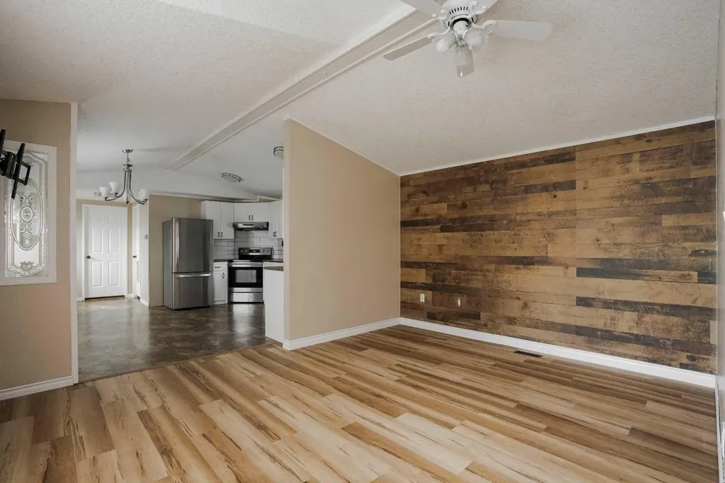 157 Grandview Crescent Fort Mcmurray AB T9H4X5