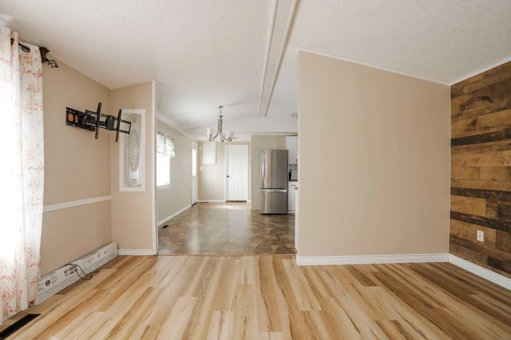 157 Grandview Crescent Fort Mcmurray AB T9H4X5