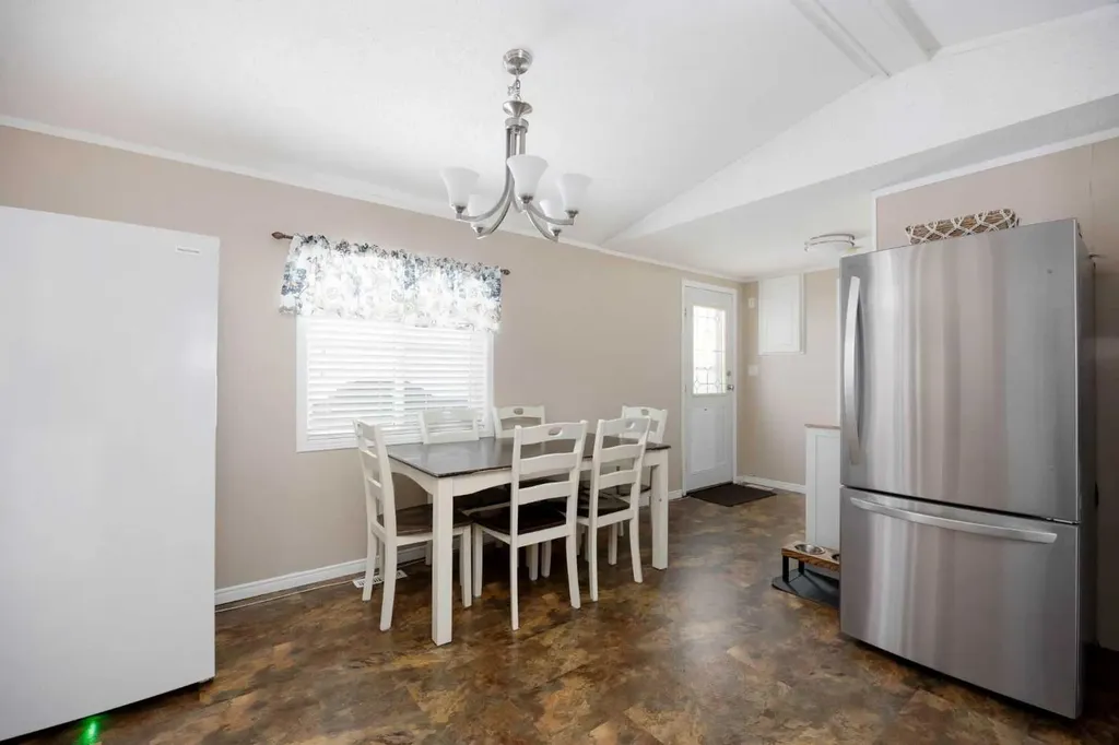 157 Grandview Crescent Fort Mcmurray AB T9H4X5