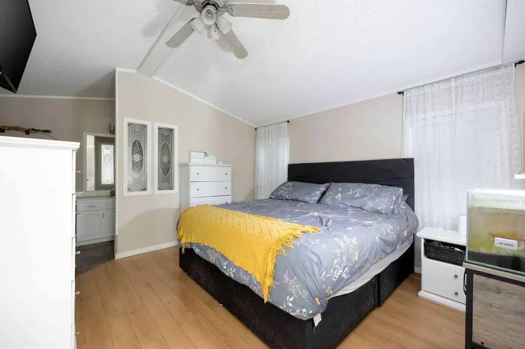 157 Grandview Crescent Fort Mcmurray AB T9H4X5