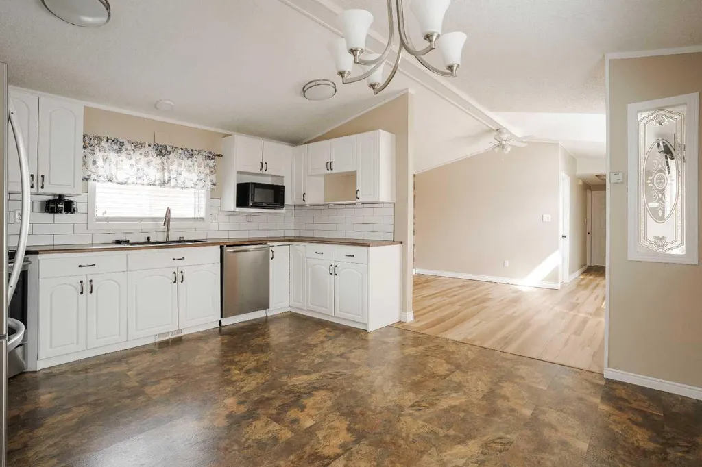 157 Grandview Crescent Fort Mcmurray AB T9H4X5