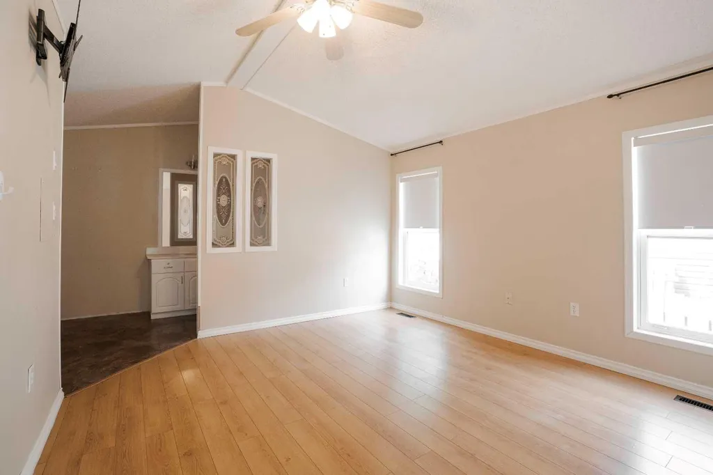 157 Grandview Crescent Fort Mcmurray AB T9H4X5
