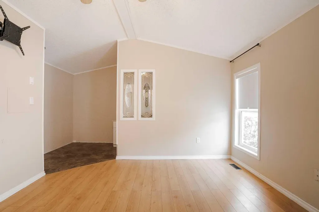 157 Grandview Crescent Fort Mcmurray AB T9H4X5