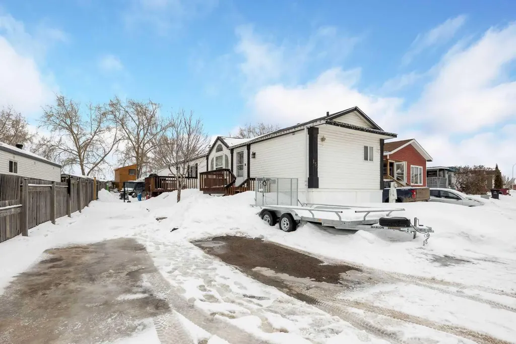 157 Grandview Crescent Fort Mcmurray AB T9H4X5