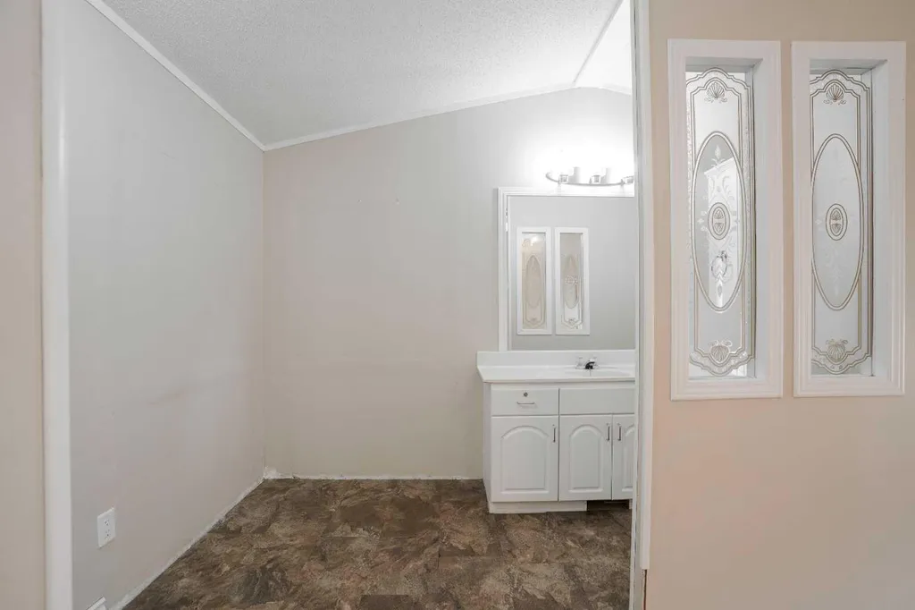 157 Grandview Crescent Fort Mcmurray AB T9H4X5