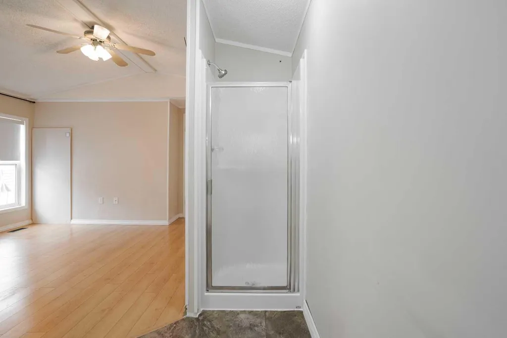 157 Grandview Crescent Fort Mcmurray AB T9H4X5