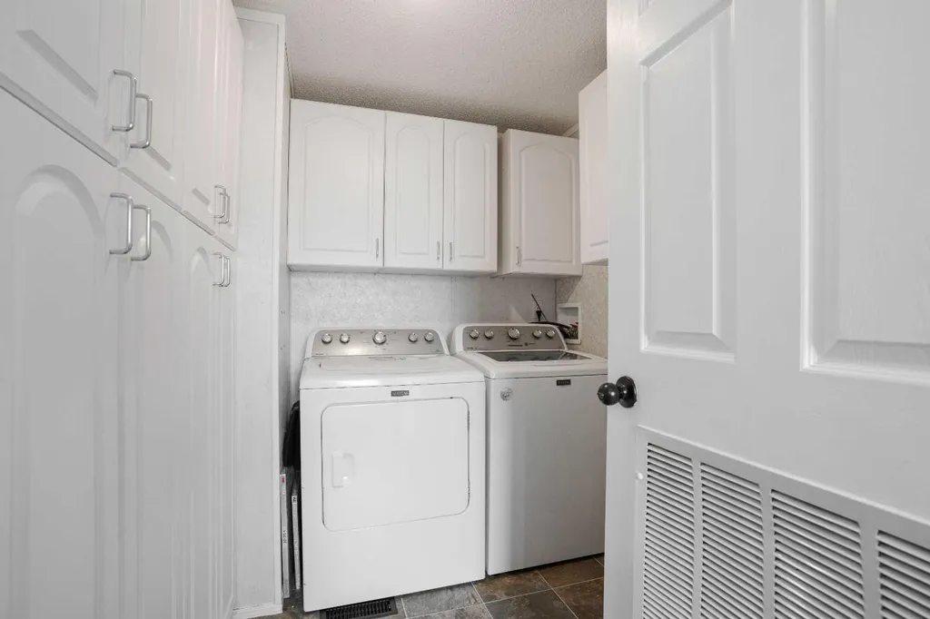 157 Grandview Crescent Fort Mcmurray AB T9H4X5