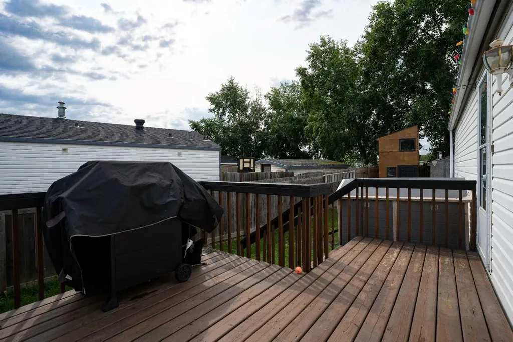 157 Grandview Crescent Fort Mcmurray AB T9H4X5