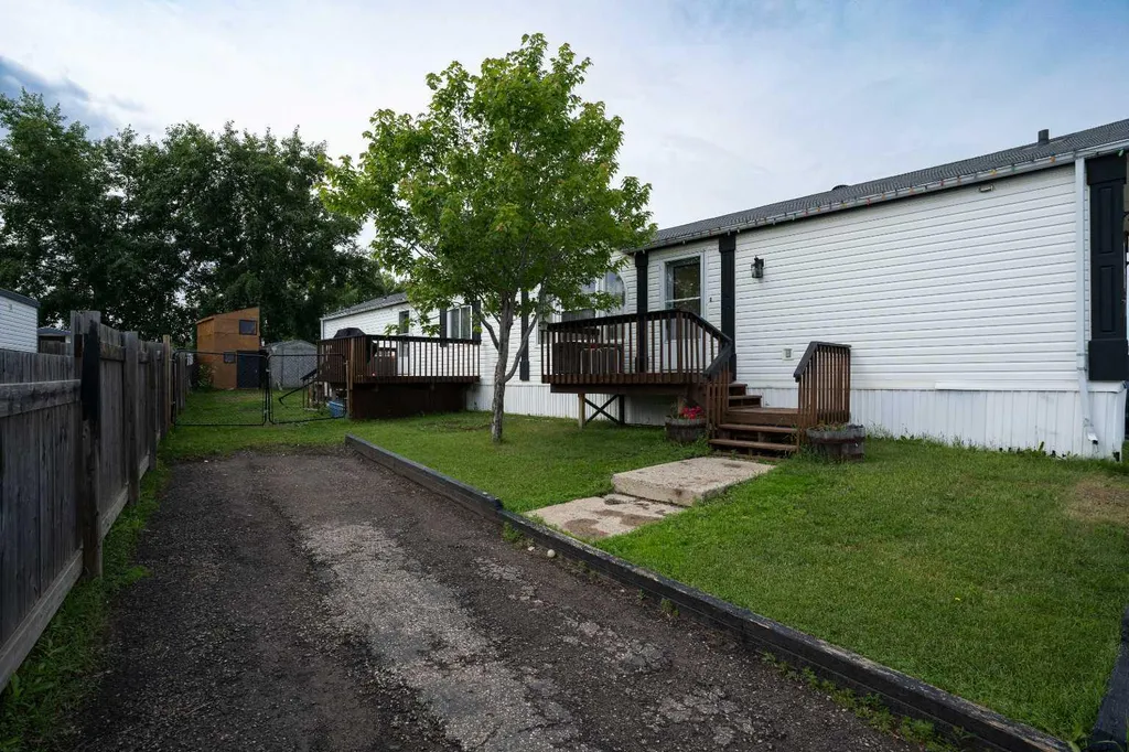 157 Grandview Crescent Fort Mcmurray AB T9H4X5