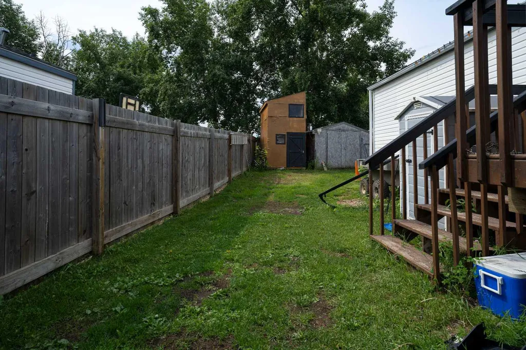 157 Grandview Crescent Fort Mcmurray AB T9H4X5