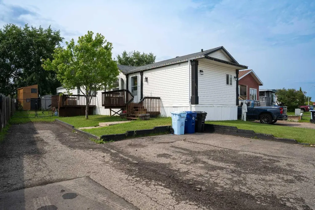 157 Grandview Crescent Fort Mcmurray AB T9H4X5