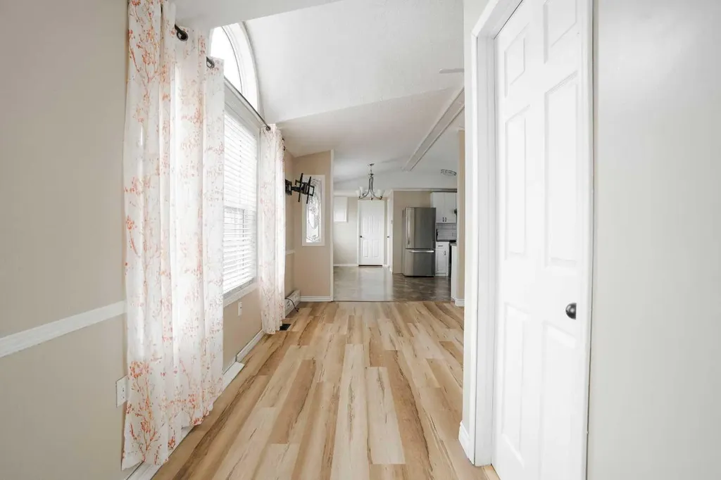 157 Grandview Crescent Fort Mcmurray AB T9H4X5