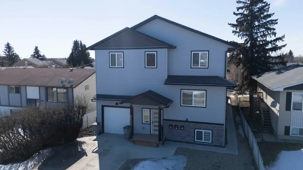 9313 103 Avenue Grande Prairie AB T8V1B2