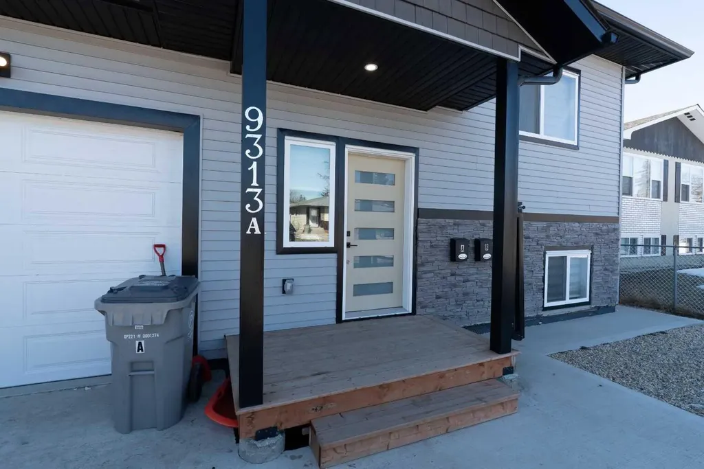 9313 103 Avenue Grande Prairie AB T8V1B2