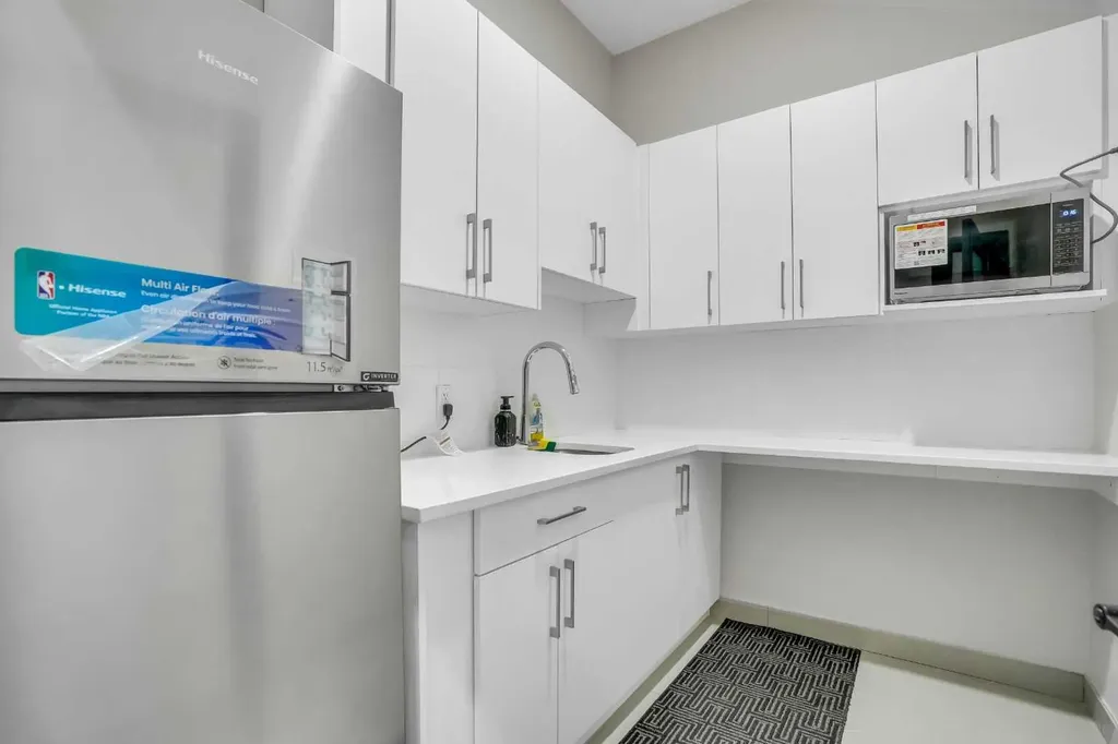 4715 88 Avenue NE Calgary AB T3J 5R4