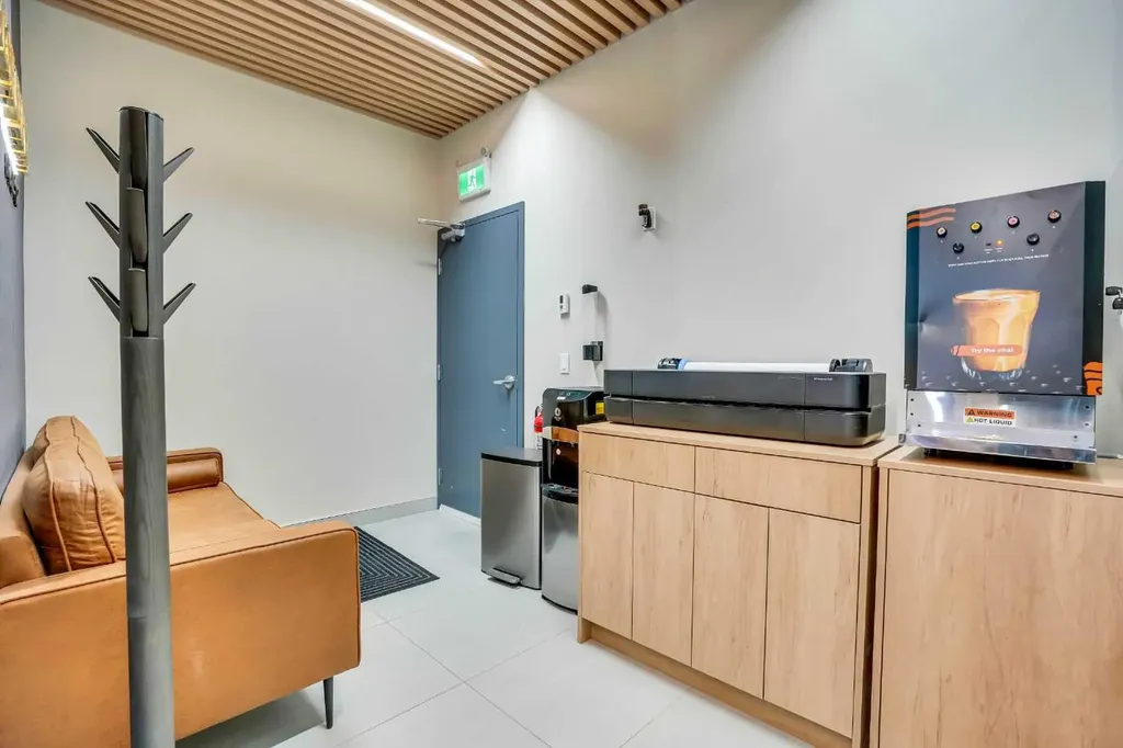4715 88 Avenue NE Calgary AB T3J 5R4