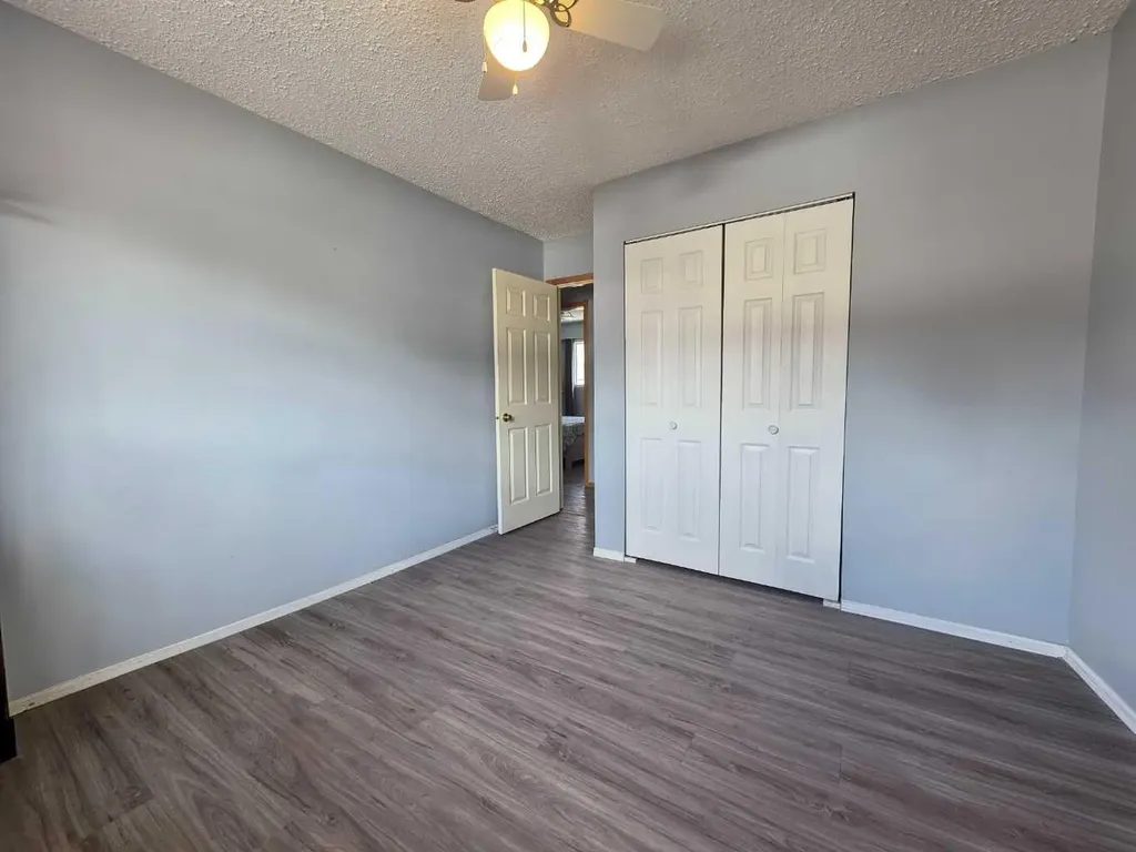 1216 10 Street SE Slave Lake AB T0G 2A3
