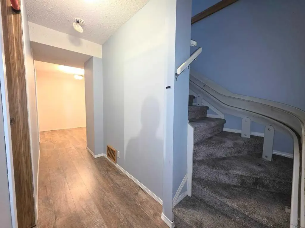1216 10 Street SE Slave Lake AB T0G 2A3