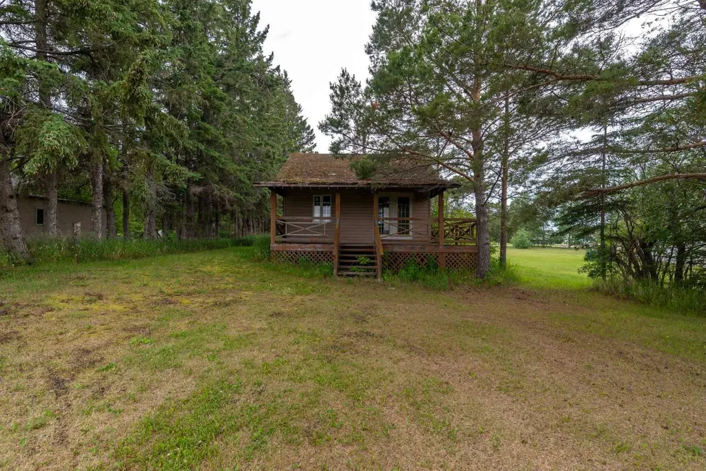 4907-4911 51 Street Streamstown AB T0B 4G0