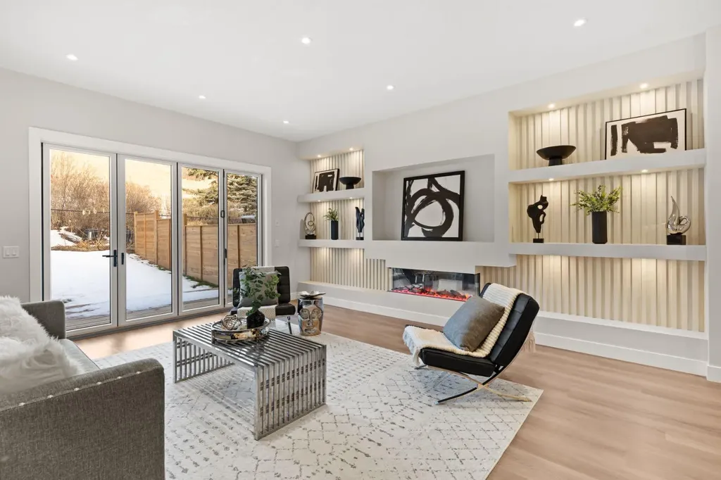 4614 22 Avenue NW Calgary AB T3B 0Y1