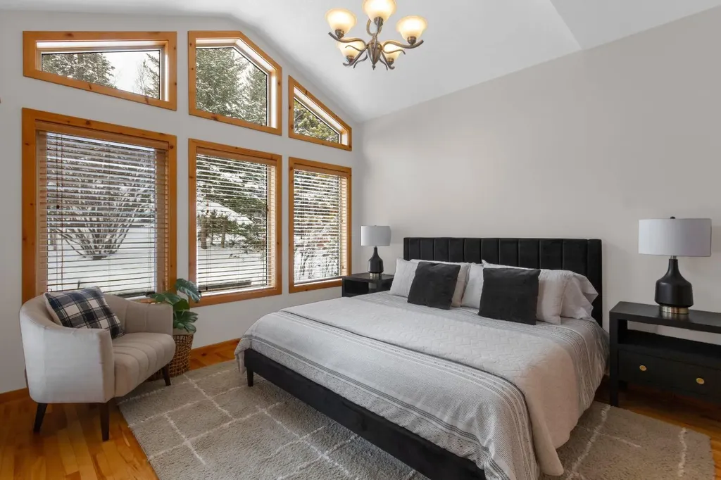 330 Casale Place Canmore AB T1W 3G2