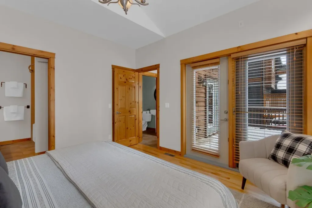 330 Casale Place Canmore AB T1W 3G2