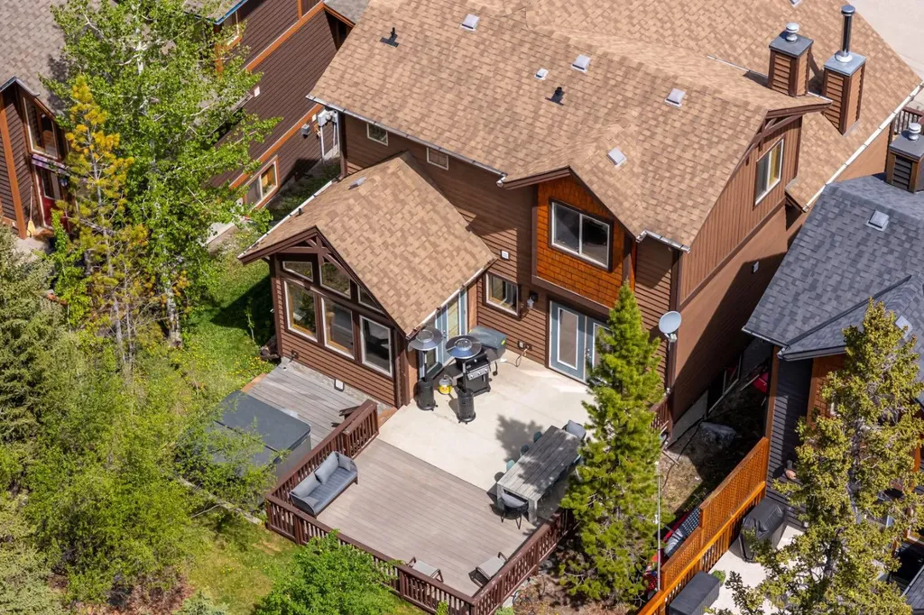 330 Casale Place Canmore AB T1W 3G2