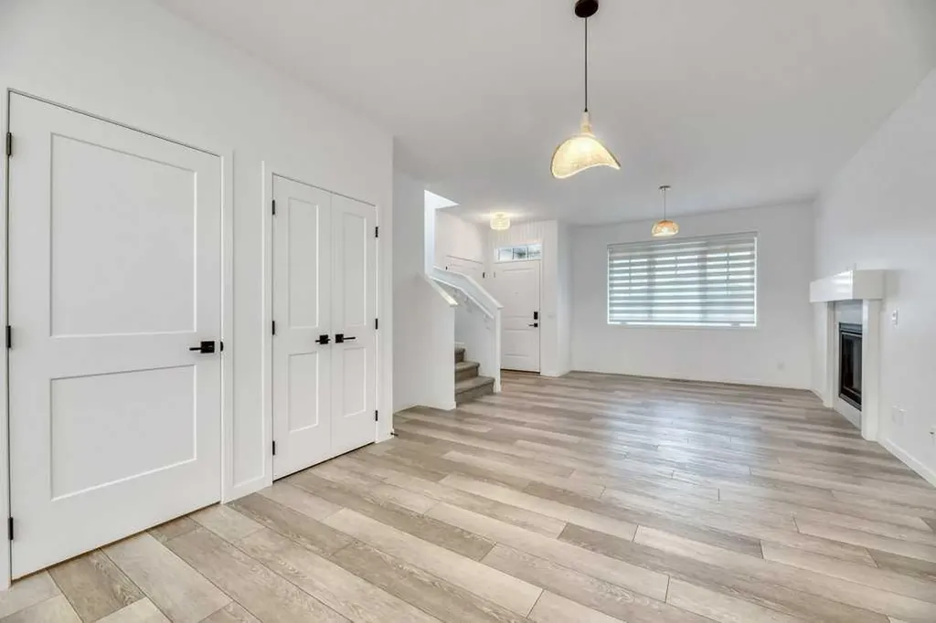 141 Knight Avenue Crossfield AB T0M 0S0