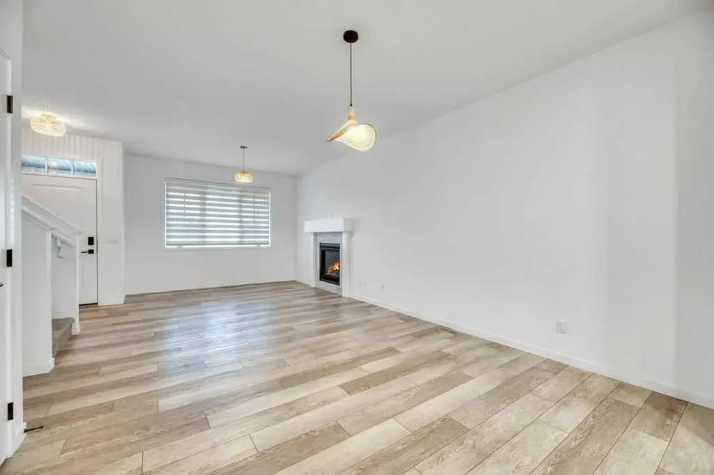 141 Knight Avenue Crossfield AB T0M 0S0