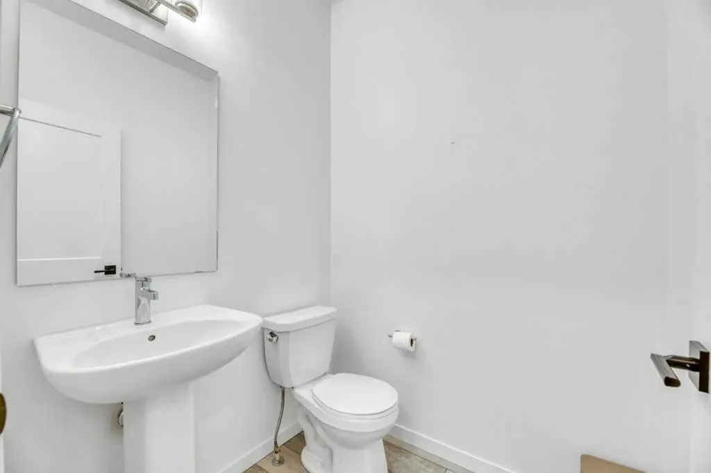 141 Knight Avenue Crossfield AB T0M 0S0
