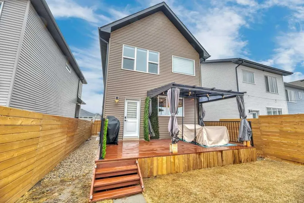 141 Knight Avenue Crossfield AB T0M 0S0