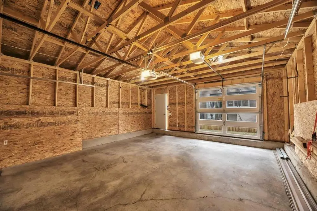 141 Knight Avenue Crossfield AB T0M 0S0
