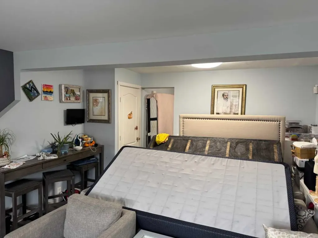 371 Falshire Drive NE Calgary AB T3J 1T8