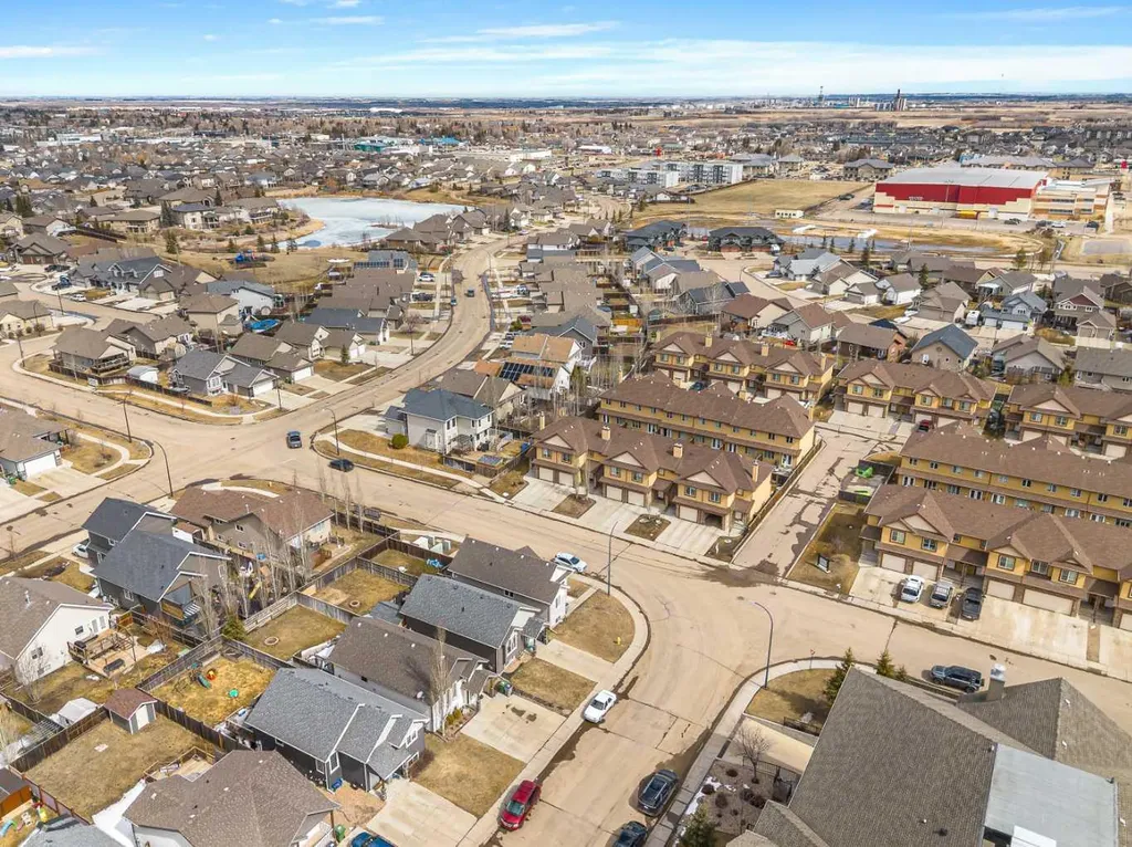 5302B 14 Street Lloydminster AB T9V 2K1