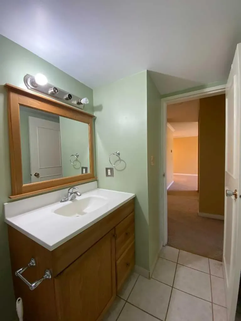 8601 22 Avenue Coleman AB T0K 0M0