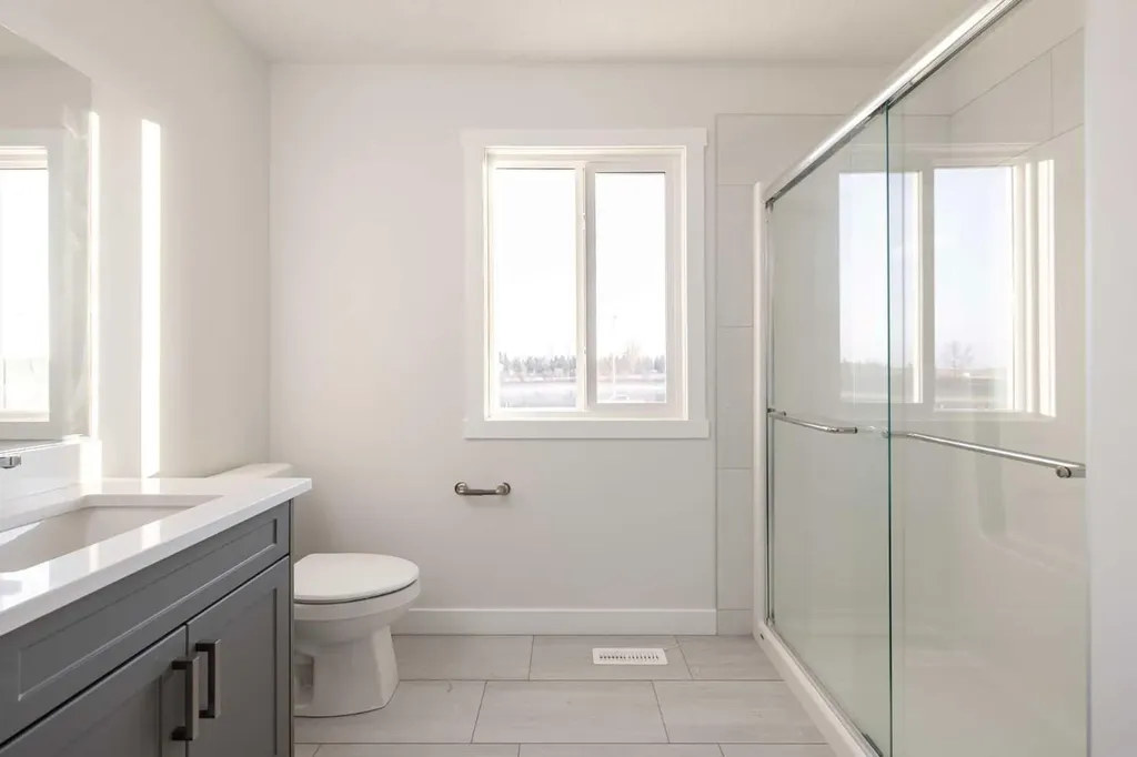 385 Sora Park SE Calgary AB T3S 0L6