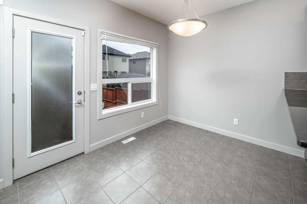 50 Everwoods Park SW Calgary AB T2Y 0G3
