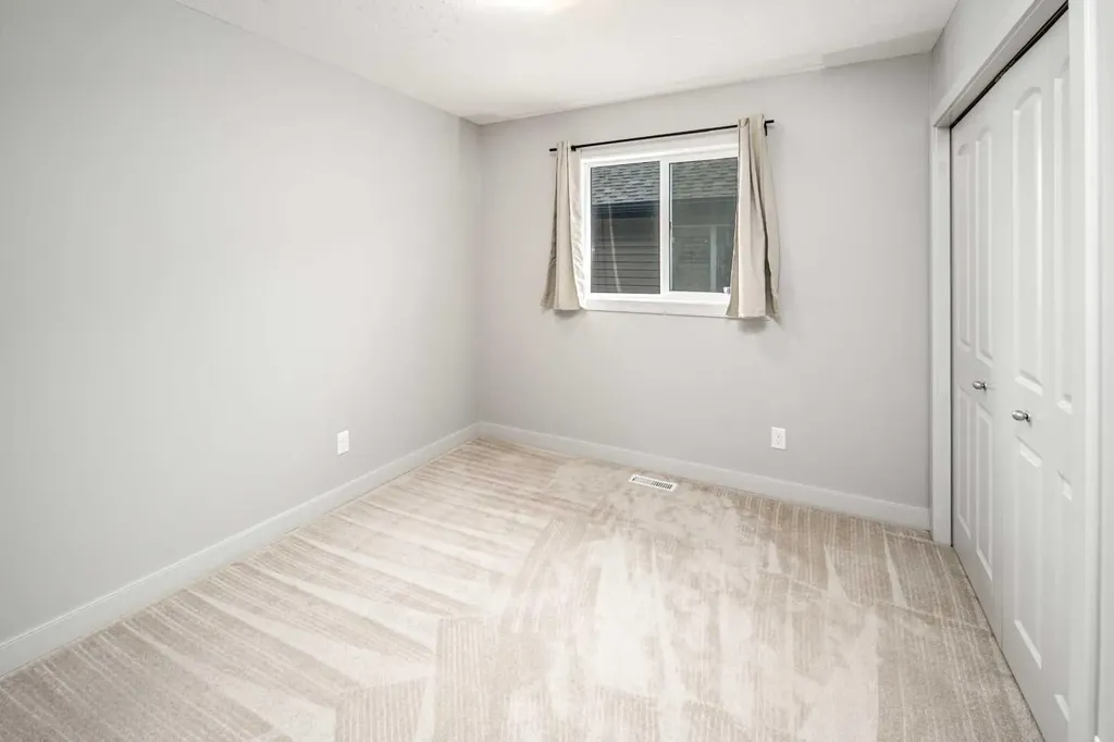 50 Everwoods Park SW Calgary AB T2Y 0G3