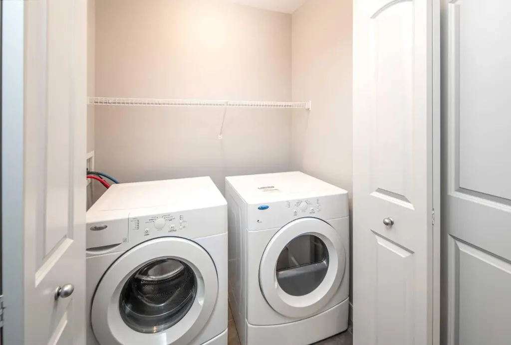 50 Everwoods Park SW Calgary AB T2Y 0G3