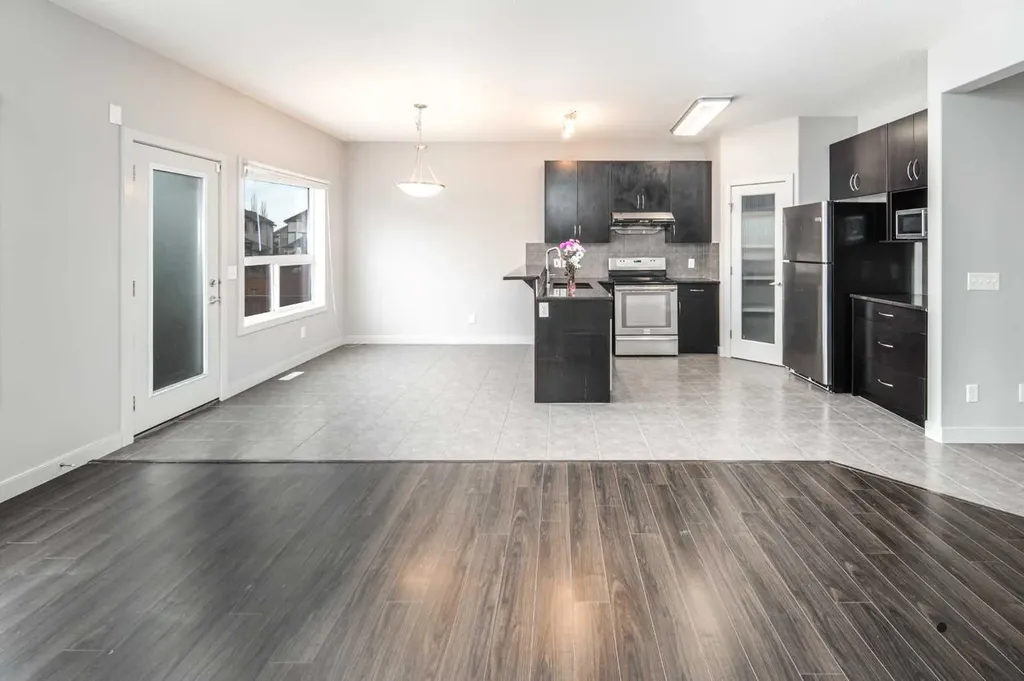 50 Everwoods Park SW Calgary AB T2Y 0G3