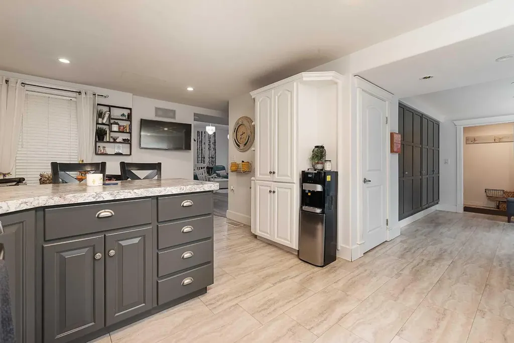 5010 50 Avenue Streamstown AB T0B 4G0