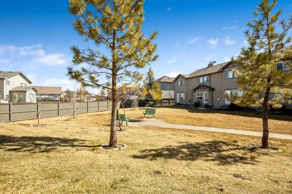 49 Spring Meadows Bay Okotoks AB T1S2G8