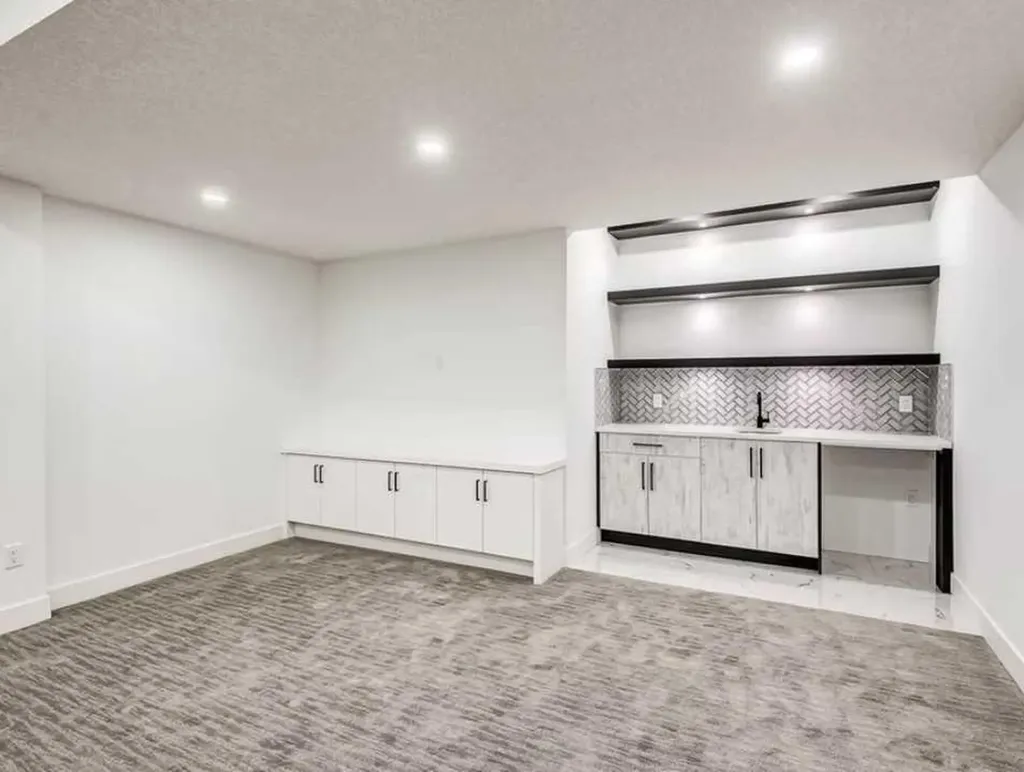 496 Muirfield Crescent Lyalta AB T0J1Y1
