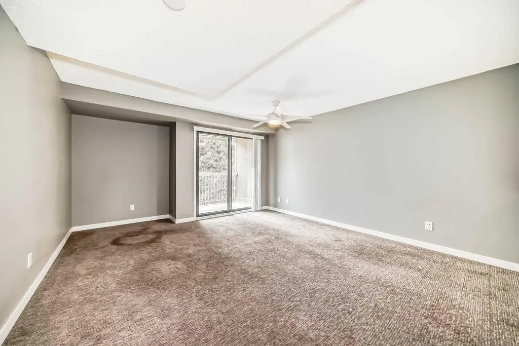 3015 51 Street SW Calgary AB T3E 6N5