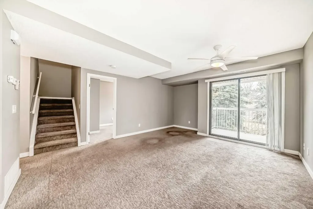 3015 51 Street SW Calgary AB T3E 6N5
