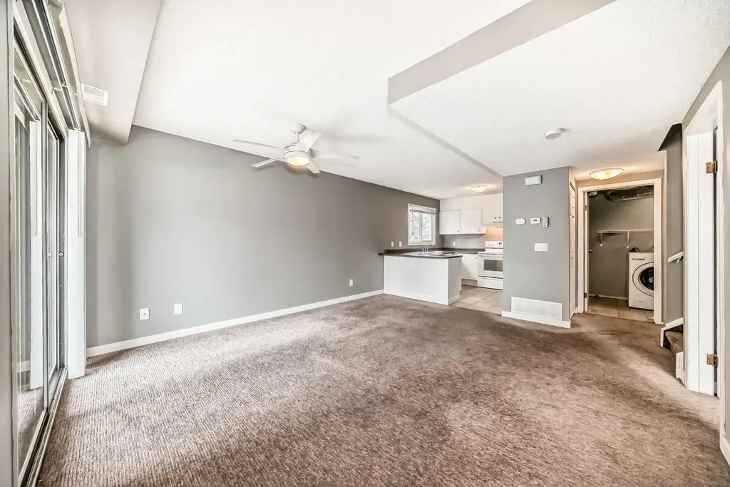 3015 51 Street SW Calgary AB T3E 6N5