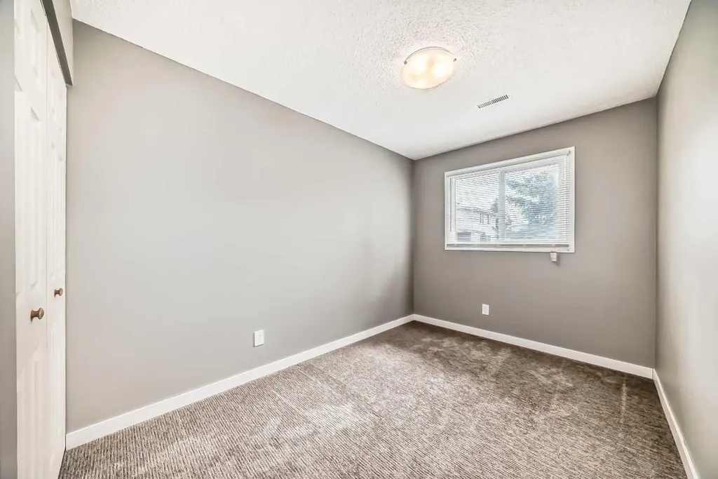 3015 51 Street SW Calgary AB T3E 6N5